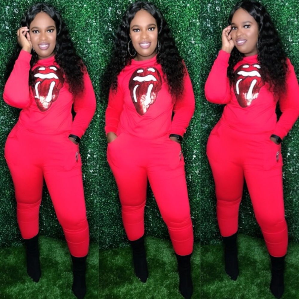 Sequined Lips Jogger Set